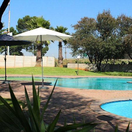 Be My Guest Hotel Conference Sasolburg Экстерьер фото