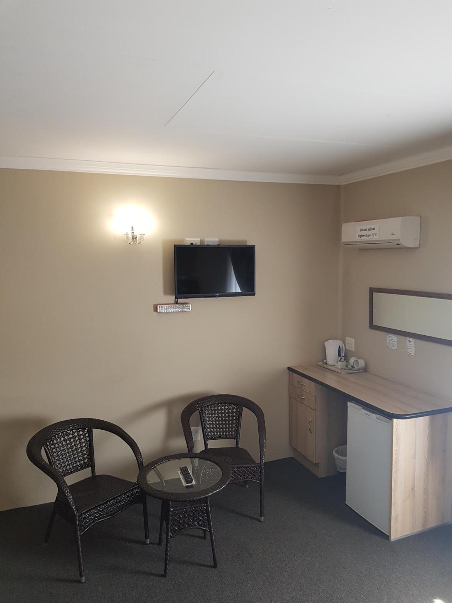 Be My Guest Hotel Conference Sasolburg Номер фото
